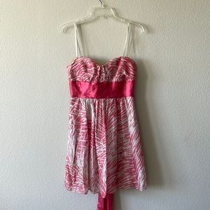 BCBG MAXAZRIA pink strapless party dress size 6.